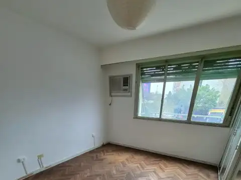 Avenida Juan Bautista Justo 9500, Piso 1