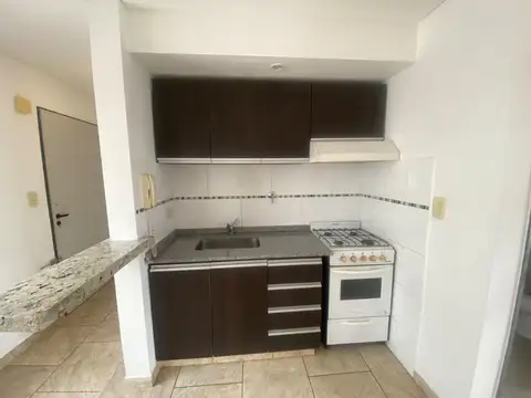 Departamento - Alquiler - Argentina, La Matanza - Perito Moreno 2431