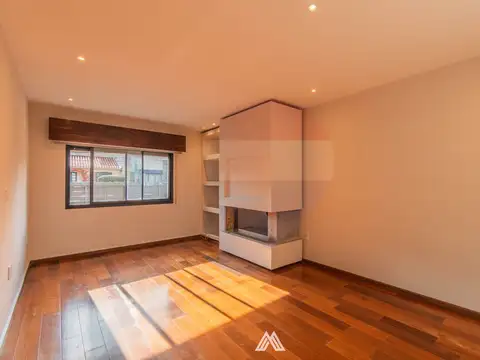 Casa en Alquiler de 3 dormitorios