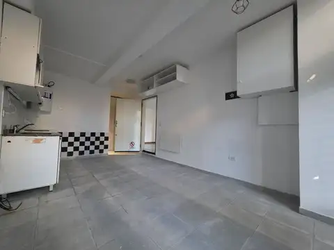 Local en Venta en Parque Chas, USD 50.000