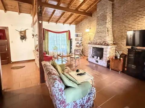 Casa en Venta con 1 cochera
