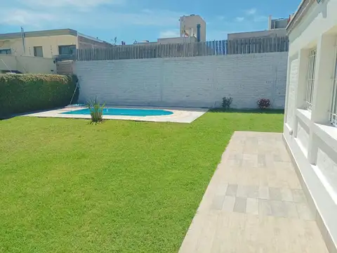 CASA EN VENTA BARRIO ALTOS DE CARRODILLA, LUJAN DE CUYO/ APTO CREDITO/ ACEPTA PERMUTA