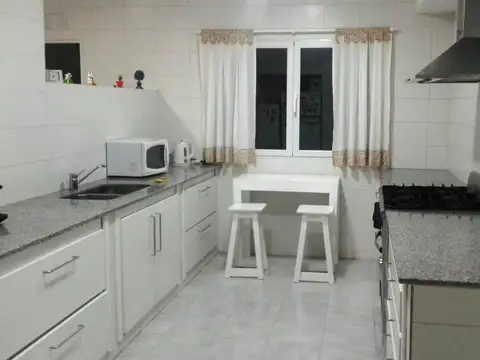 25 de Mayo 300, Piso 3