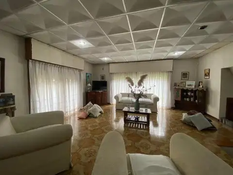 Casa en Venta en Longchamps, USD 260.000