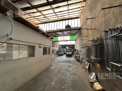 AVENIDA AVELLANEDA  al 700