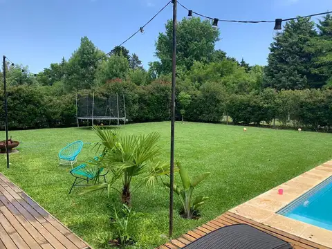 Flaubert al 1300 - Buenos Aires Village