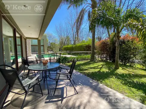Casa 10 ambientes con 3 baños
