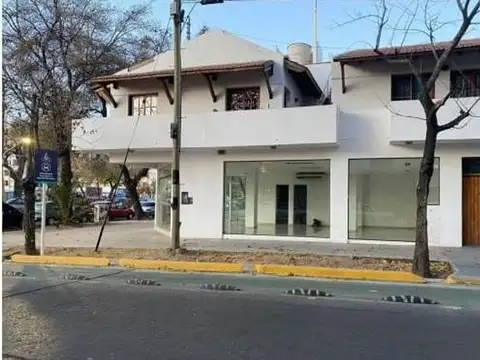 Local en Alquiler en Mendoza, USD 1.950