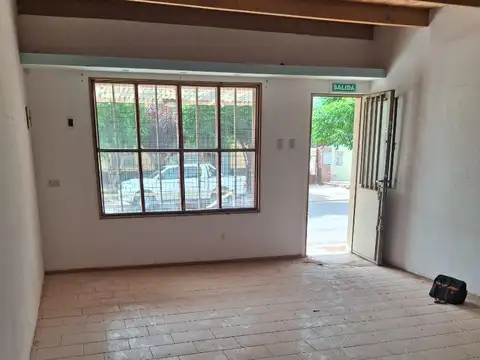 Local en Venta Via Pública