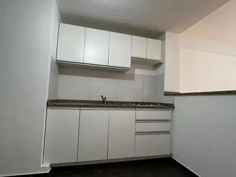 Córdoba 3900, Piso 1