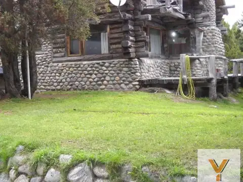 Avenida Exequiel Bustillo e/ Luis Seoane y Forner