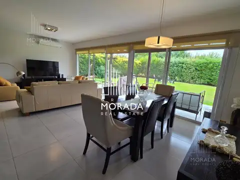 Casa en Venta en Villa Rosa, USD 315.000