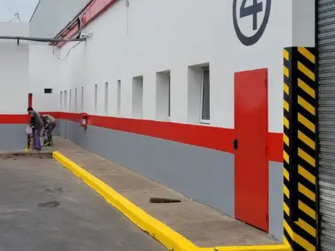 Galpon de 2700m2, excelente ubicacion zonif: Industrial