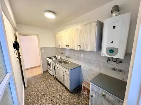DEPARTAMENTO DE DOS AMBIENTES  A LA CALLE C/  IMPECABLE