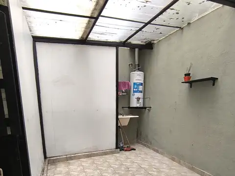 Depto Tipo Casa en Alquiler de 2 dormitorios