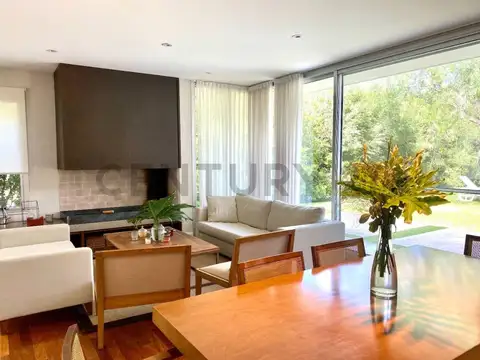 ALQUILER CASA SIN MUEBLES EN LOS LAGOS