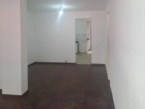 Urquiza 1600, Piso 00