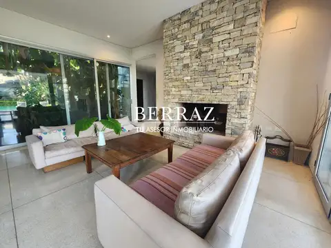 Casa 7 ambientes con 6 baños