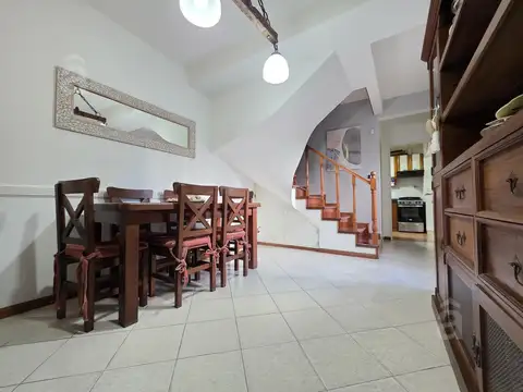 Depto Tipo Casa en Venta de 4 ambientes