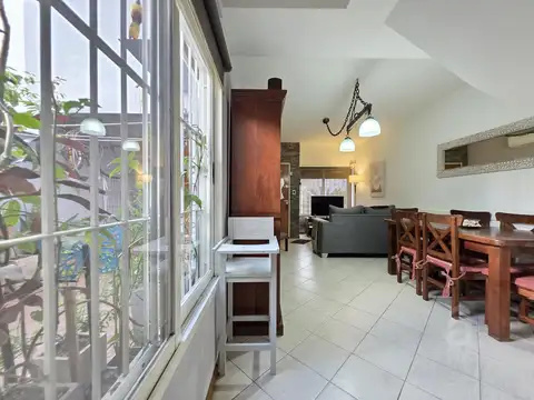 PH en Venta en Villa Ballester - Dúplex - Cuatro Ambientes - Zona Residencial.