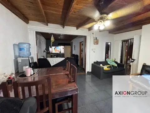 Casa 3 ambientes con 1 baño