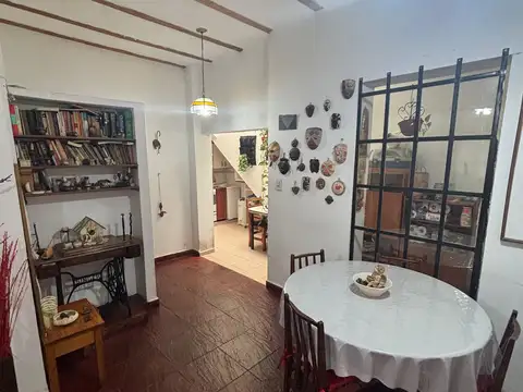 Depto Tipo Casa 3 ambientes con 2 baños