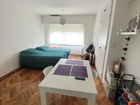 AMPLIO DEPARTAMENTO AMOBLADO - MUY PROLIJO - CERCA DE TODO - PEATONAL FLORIDA