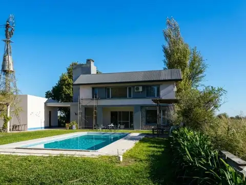 VENTA CAMPO 7.5 HECTAREAS ROJO GRAN CASA Y PILETA