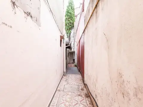 Depto Tipo Casa en Venta en Banfield, USD 80.000