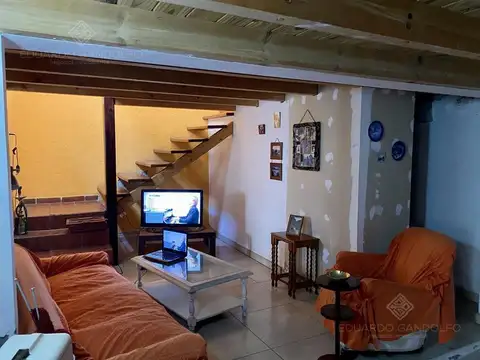 Depto Tipo Casa en Venta en Remedios de Escalada, USD 78.000
