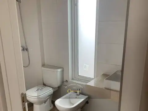 Depto Tipo Casa en Venta con 1 cocheras