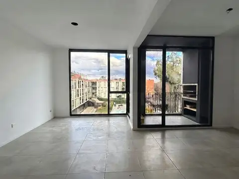 Departamento en Alquiler en Villa Rosa, $ 750.000