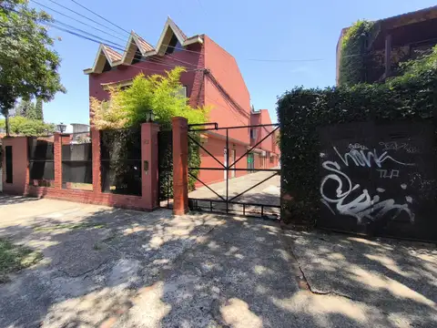 Triplex en Venta en Monte Grande