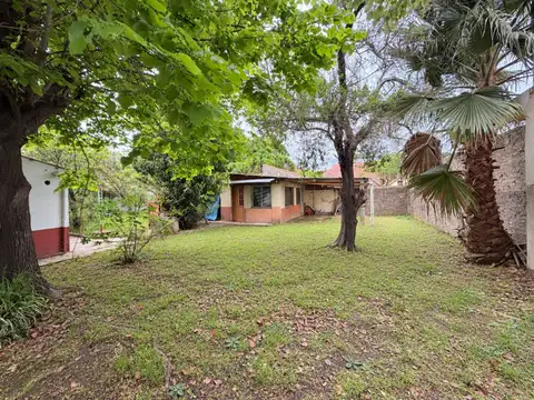 Lote de 300 m2 en venta Luis Guillon con quincha