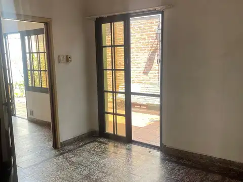 Depto Tipo Casa en Venta 74 años