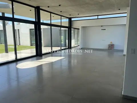 Casa en Venta en Estancia Villa Maria, USD 450.000