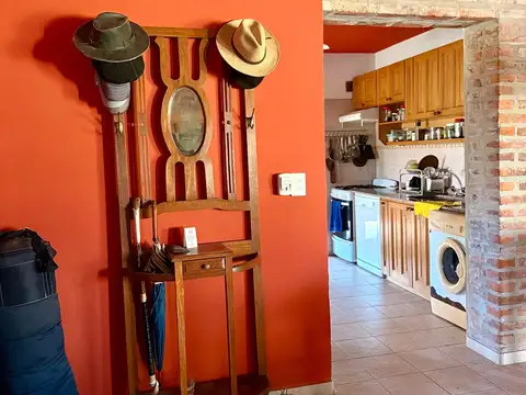 LOS PARAISOS Y LIQUIDAMBAR