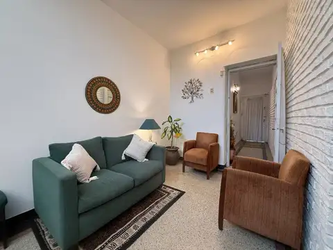 Casa 4 ambientes con 1 baño
