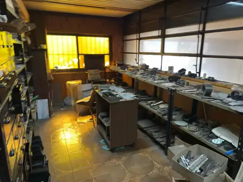 GALPÓN INDUSTRIAL 400 m² | T3 + GAS + AIRE COMP | CASEROS
