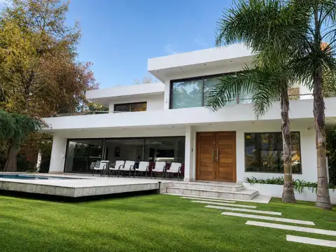El Barranco - Exclusiva Casa de Diseño entre Arboleda, Lago y Luz Natural