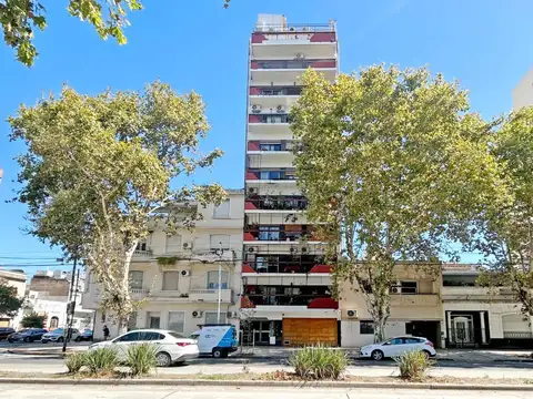 Excelen 4 ambientes con depencia y balcon aterrazado