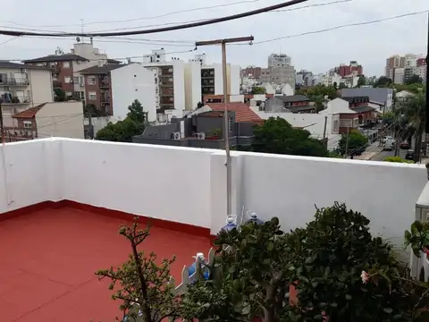 VENTA PH 4 AMBIENTES  RAMOS MEJIA