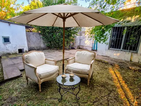 PH 2 AMB CON LOCALES ITUZAINGO - VENTA EN BLOQUE