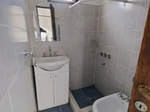 Venta Casa 3 amb en 2 lotes 805m2 en Loma Verde