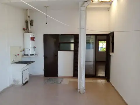 Casa en Venta en Los Robles, USD 60.000