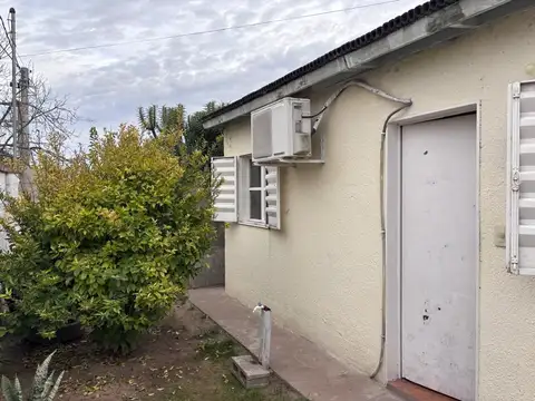 Casa en Venta en Malvinas Argentinas, USD 49.000