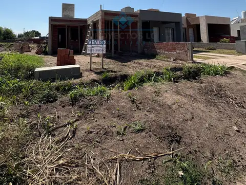 Casa en Venta en Colonia Caroya, USD 70.000