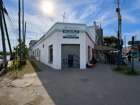 Local En Alquiler en Merlo