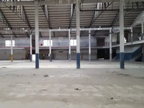 Galpón - Alquiler - Argentina, Capital Federal - Aristobulo del Valle 700