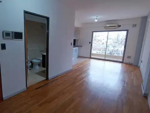 Departamento en Alquiler en Villa Pueyrredón, $ 798.000
